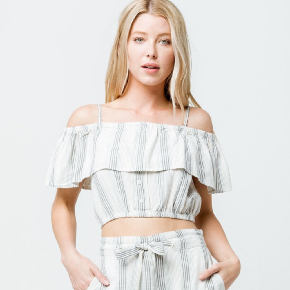 VOLCOM Winding Roads White & Black Womens Crop Top